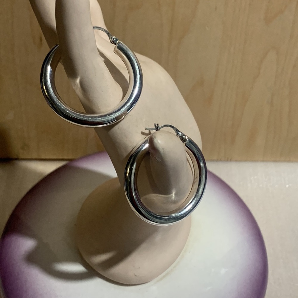 CNA 925 Pierced Hoop Earring